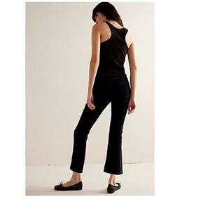 In My Feelings Velvet Crop Slim Flare Pants
***COLOR BLACK***